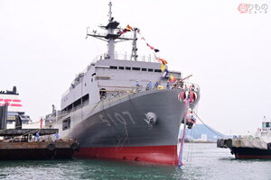潜水艦より秘密が多い自衛艦「あかし」非武装だけど任務はいったい何なのか？