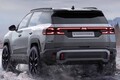 新型「ジープ・コンパス4xe」に宿る“道具としての機能美”とは？ 傷や汚れに強い実用性と、本格オフロード性能の秘密