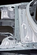 新型Mazda3（アクセラ）が全面採用するSKYACTIV-VEHICLE ARCHITECTUREの理屈──安藤眞の『テクノロジーのすべて』第2弾
