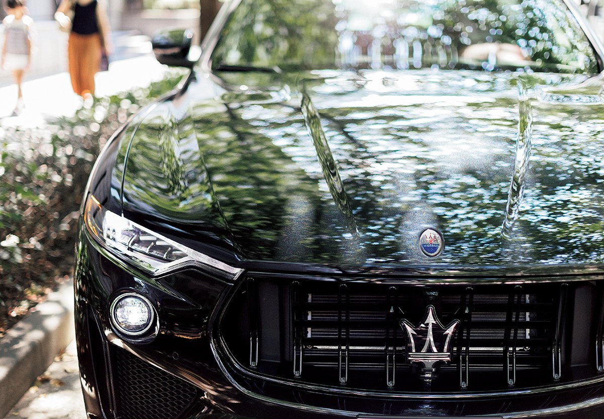 美しさでクルマを選ぶ── 「映え」るSUVたち【Maserati Levante TROFEO編】