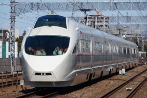 ロマンスカーVSE「最後まで残る編成」どうなる？ 1編成は「展望車だけ保存」それ以外は全車解体が決定