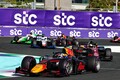 岩佐歩夢は粘りの走りで4位。トップと2ポイント差のランキング3位に【FIA F2第2戦ジェッダ レース2】