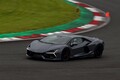 脳髄が溶ける珠玉のV12エンジンを堪能。ランボルギーニ「レヴエルト」がスーパーカーの新基準を打ち立てる