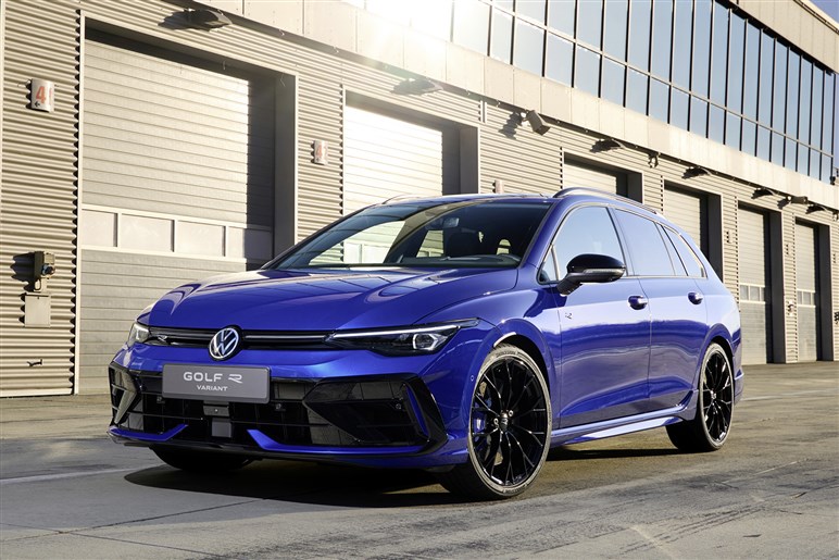 【20周年記念車オーナーに激震？】「ゴルフR“8.5”」登場。買い物もこなせる超高速ハッチ