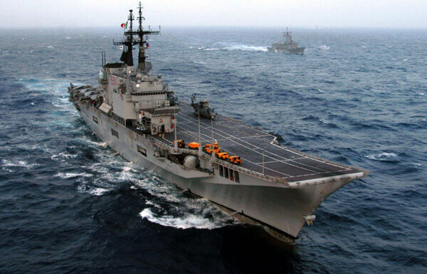 東南アジアで新たに「空母保有国」誕生か!? 40年以上前の中古空母を購入 艦載機はどうするの？