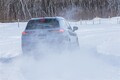 【軟派なSUVとは別次元】「アウトランダー」と「トライトン」が雪上で見せた“三菱四駆の頼もしさ”の正体とは
