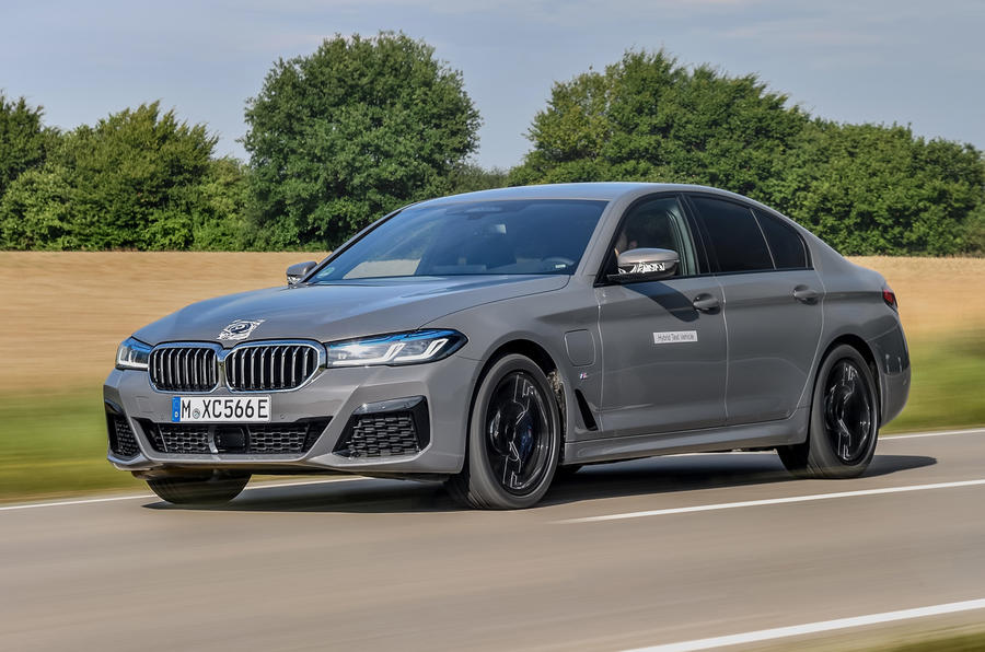 運転の楽しさはphevで一番 Bmw 545e プロトタイプ 3 0l直6採用 後編 Autocar Japan 自動車情報サイト 新車 中古車 Carview