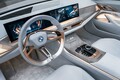 BMWが4ドアクーペEVの近未来像を形にした「BMWコンセプトi4」を発表！ 同社の電気駆動戦略における新時代のモデルとして2021年に市販版「i4」が生産へ