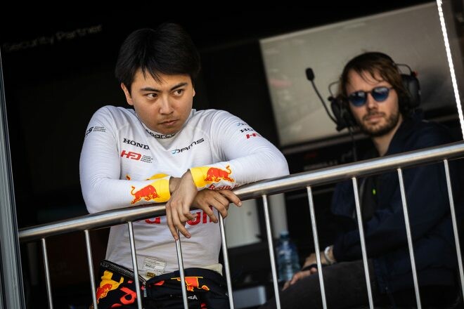 岩佐歩夢は赤旗中断の影響もあり10位、ランキング3位に後退【FIA F2第6戦モンテカルロ レース2】