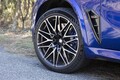 【比較試乗】「ポルシェ・カイエン vs カイエン・クーペ vs BMW X5M」高性能SUVのレシピは走りのブランドならでは。ポルシェとMの流儀