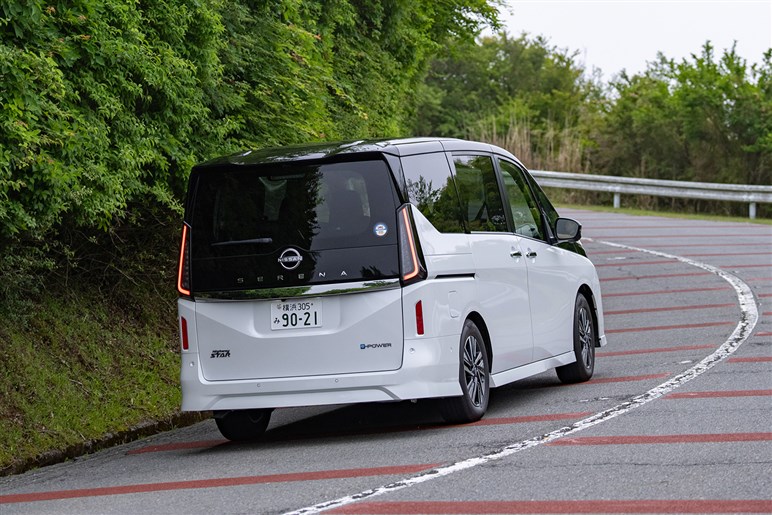 【272万円】意外といいんじゃない？　日産セレナの最安グレード「ガソリンのX」はアリなのか装備をチェックしてみた