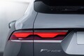 【装備充実】ミドルサイズSUV「F-PACE」にジャガー90周年特別仕様車を追加　917万円から