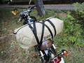 デイキャンプやフェスで大活躍！バイクに積めるワンタッチテント「ライダーズタンデムテント」が登場