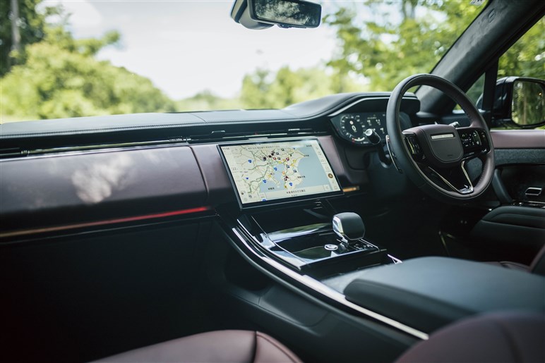 続々PHEV化で完成するレンジローバーの唯一無二の世界観。その裏で過激なV8モデルも準備中!?