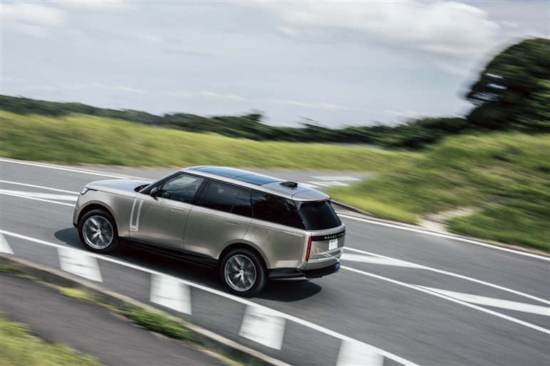 続々PHEV化で完成するレンジローバーの唯一無二の世界観。その裏で過激なV8モデルも準備中!?