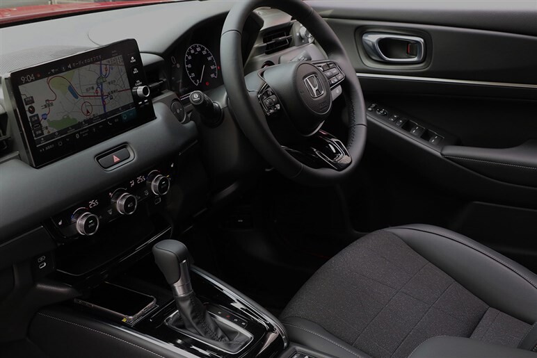 大幅改良で走りが激変「ヴェゼル」の買いは最上級「Z」の4WD。新設定ハントパッケージの評価は？