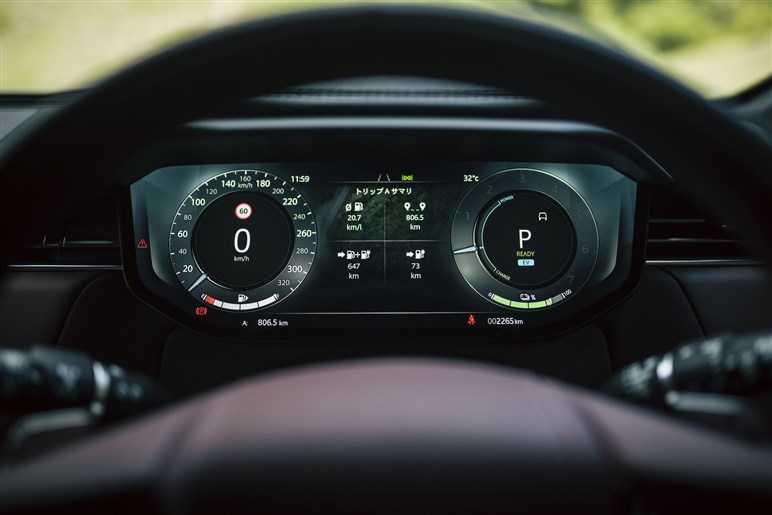 続々PHEV化で完成するレンジローバーの唯一無二の世界観。その裏で過激なV8モデルも準備中!?