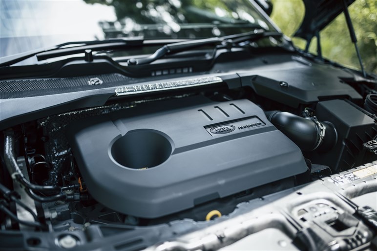 続々PHEV化で完成するレンジローバーの唯一無二の世界観。その裏で過激なV8モデルも準備中!?