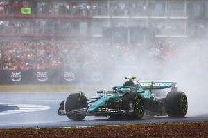 雨天時の視界不良をF1マシンとタイヤで解決できないのなら……ベテランのアロンソが“大胆”提案。ただし問題はコスト以外にも？