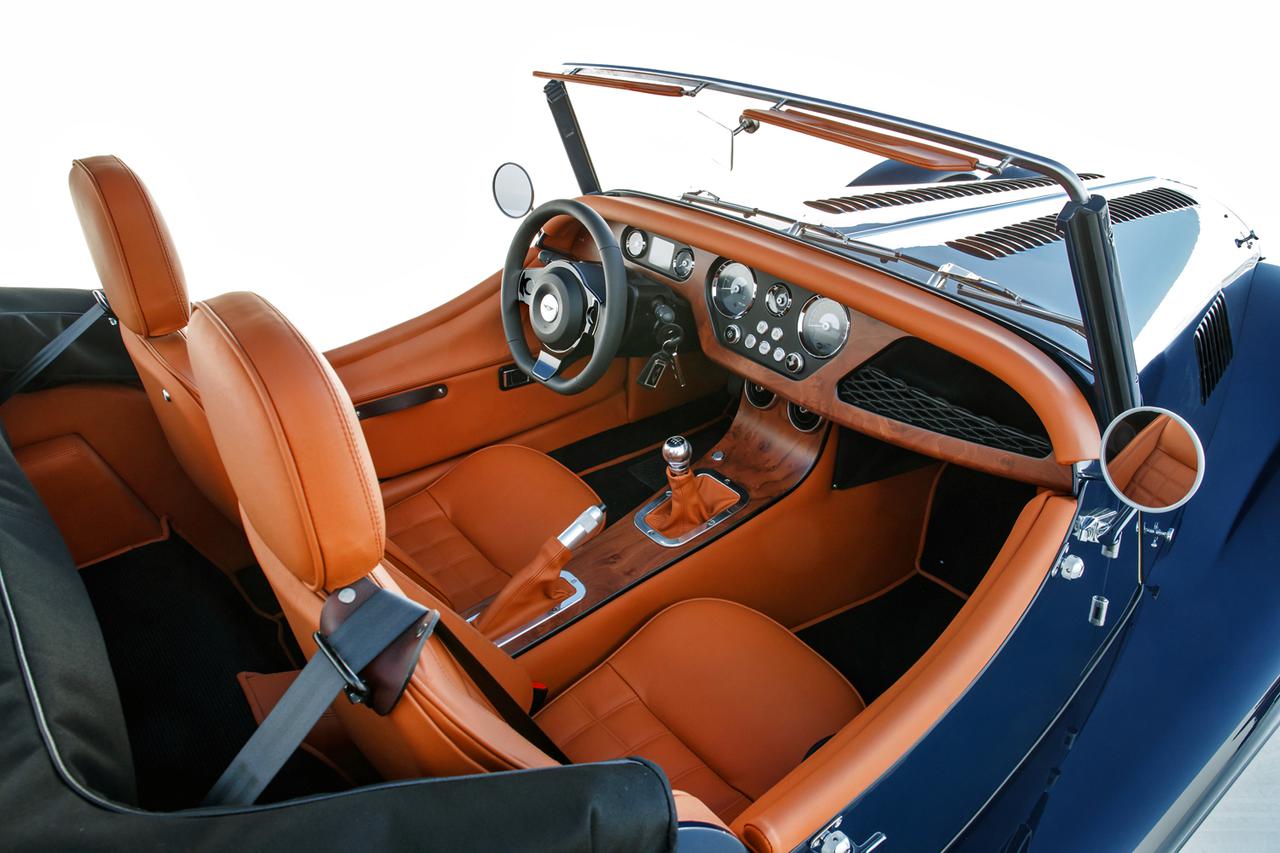 70年の歴史を誇る モーガン プラスフォー の新型が販売開始に Webモーターマガジン 自動車情報サイト 新車 中古車 Carview