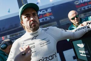 アストンマーチンF1に”戦うための”模範を植え付けたアロンソ。クラック代表「彼は常に全力でプッシュする。FP1だとしてもね」