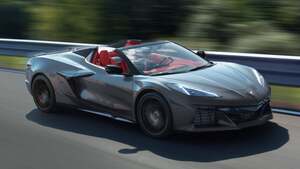 シボレー「コルベット Z06」待望のオープン仕様！走りも開放感も楽しめる新モデル
