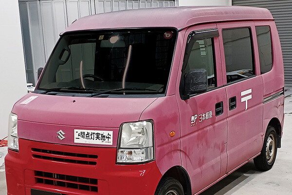 ケ*イ様 日本郵便 赤い郵便車 三菱自動車が郵便車として「ミニキャブ・ミーブ バン」を計1,200