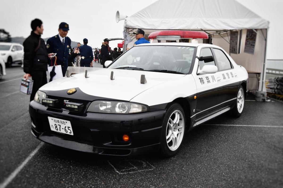 空気抵抗にしかならなそう エアロパーツとは思えないボンネット上の 透明板 の意味とは Web Cartop 自動車情報サイト 新車 中古車 Carview