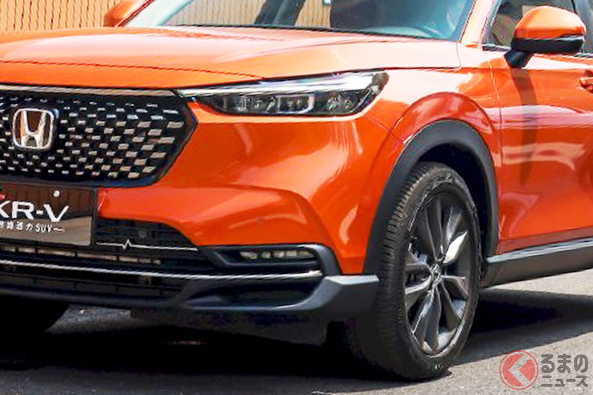 精悍黒グリルのホンダ新型SUV「XR-V」に熱視線！ 派手色オレンジ