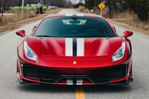 7200万円で落札されたフェラーリ「488ピスタ」は高値安定中！ オフィシャルマガジンの表紙を飾った1台でした