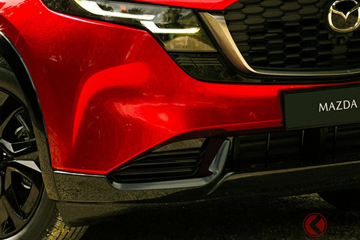 マツダ新型「CX-5」世界初公開！ “めちゃ斬新”フロントマスク＆衝撃の「物理ボタン無し」インテリア採用！ 9年ぶり“全面刷新”でサイズアップした「新型モデル」欧州登場へ！