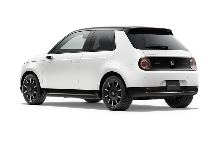 悲運の傑作「ホンダ e」のリベンジを狙う！ 今年発売新型「Nワン e:」はどんなクルマで、なぜ価格に注目なのか