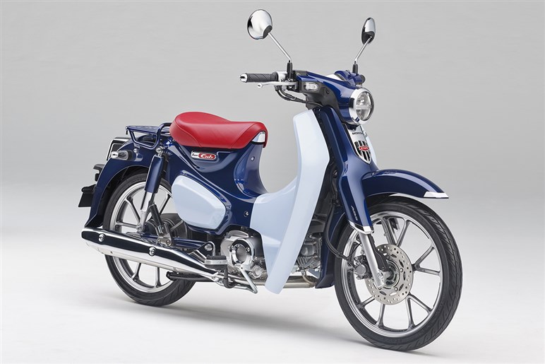【制度は整ったが…】4月から普通自動車免許で125ccバイク解禁。でも今すぐ乗れないってどういうこと？