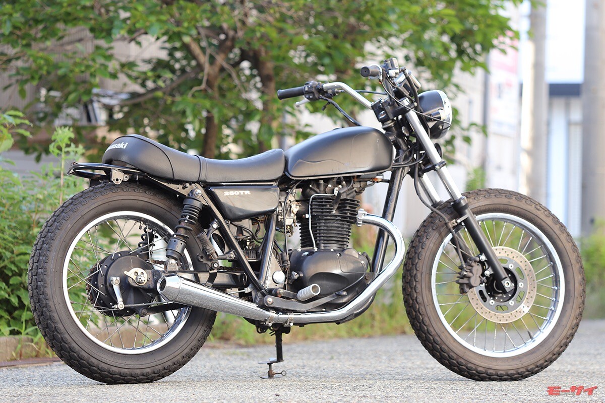 「250TR専用品メガホンマフラー」が【モーターガレージグッズ】から発売！4種類のデザインで、28,600円～！