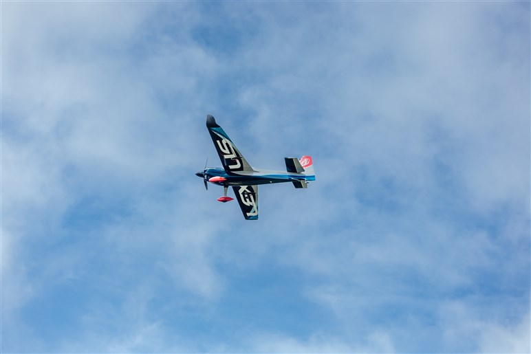 空から始まるレクサスの“もっといいクルマづくり”。第2戦を終え室屋義秀選手は連覇へ前進…最終戦大阪ラウンドの見どころは？