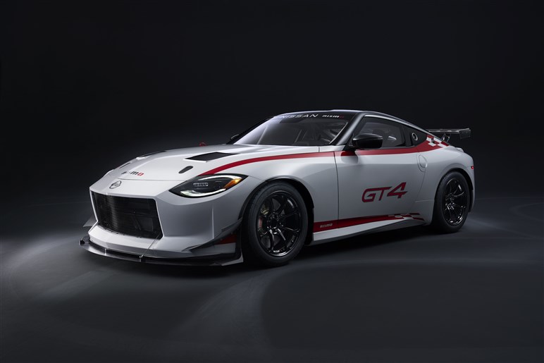 日産、フェアレディZをベースとしたGT4レーサーを発表。23年シーズンから供給開始