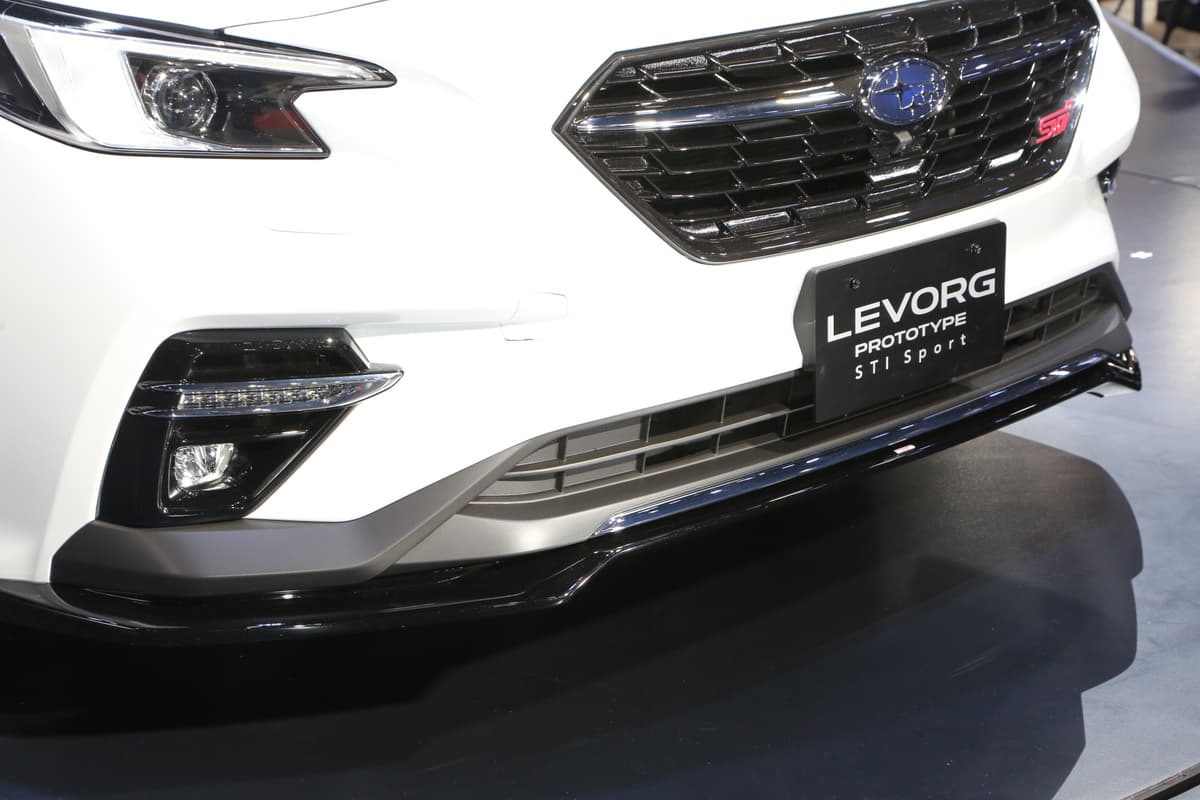 Subaru レヴォーグ Stiスポーツ を世界初公開 上質なスポーティを全身でアピール Auto Messe Web 自動車情報サイト 新車 中古車 Carview