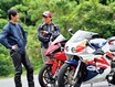 ストリートでの意外な扱いやすさがあった！『手の内にある超絶』をもう一度［250cc 4気筒 vs 2気筒 #04］