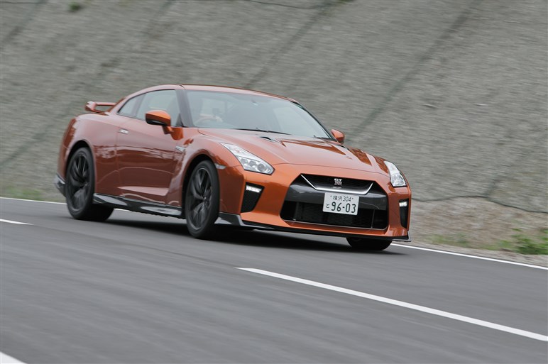 NSXとGT-R、限界走行テストはスマホとガラケーぐらい別モノだった!?