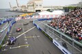 フォーミュラE 東京E-Prix第9戦、日産ローランドが優勝…ブースト残り12秒で逆転！