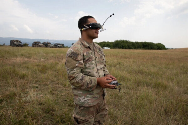 「米陸軍史上初」でもウクライナでの戦場で定番“ドローン”対策戦術 実証実験を実施