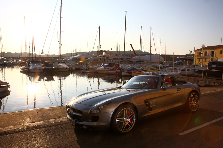SLS AMG ロードスター、“世界最速”の実力