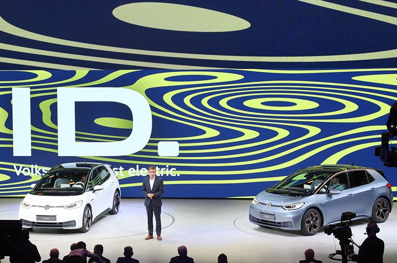 VWにとってゴルフ並みに重要な電気自動車ID.3は約360万円～で電池容量は3タイプが存在