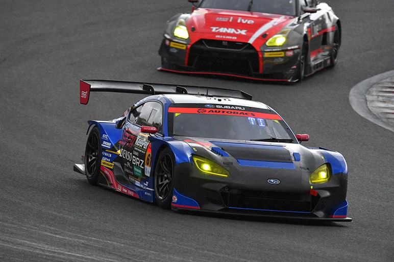 ハコ車レースの国内最高峰 スーパーgt が開幕 2クラス混走 や サクセスウェイト がスリリングなシーンを生みだす Carview の写真 11ページ目 自動車情報サイト 新車 中古車 Carview