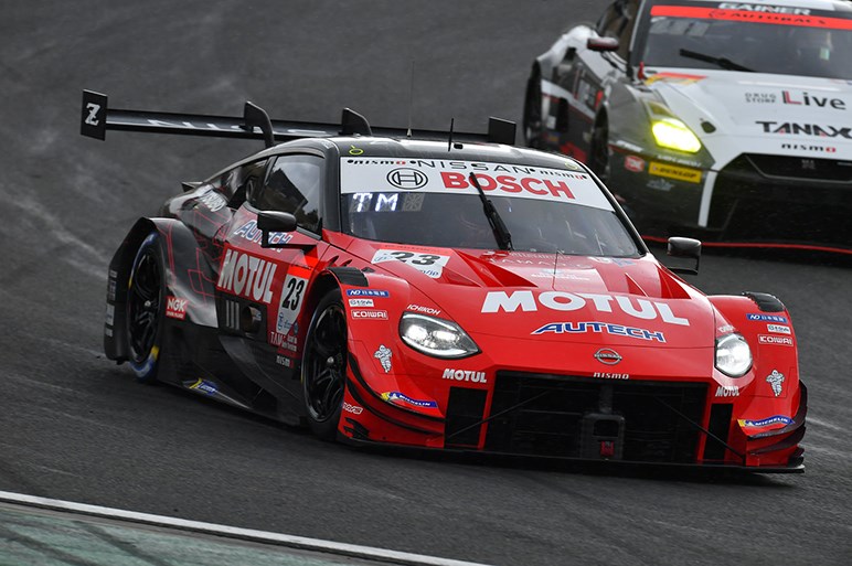 ハコ車レースの国内最高峰 スーパーgt が開幕 2クラス混走 や サクセスウェイト がスリリングなシーンを生みだす Carview 自動車情報サイト 新車 中古車 Carview