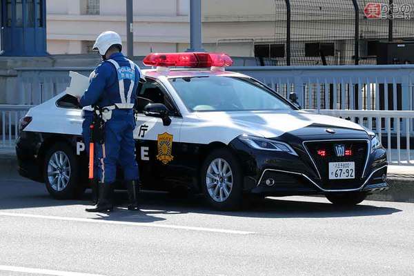 新型クラウン パトカーになったら 現場は嫌がる 現行型でも課題 不安ポイントとは 乗りものニュース 自動車情報サイト 新車 中古車 Carview