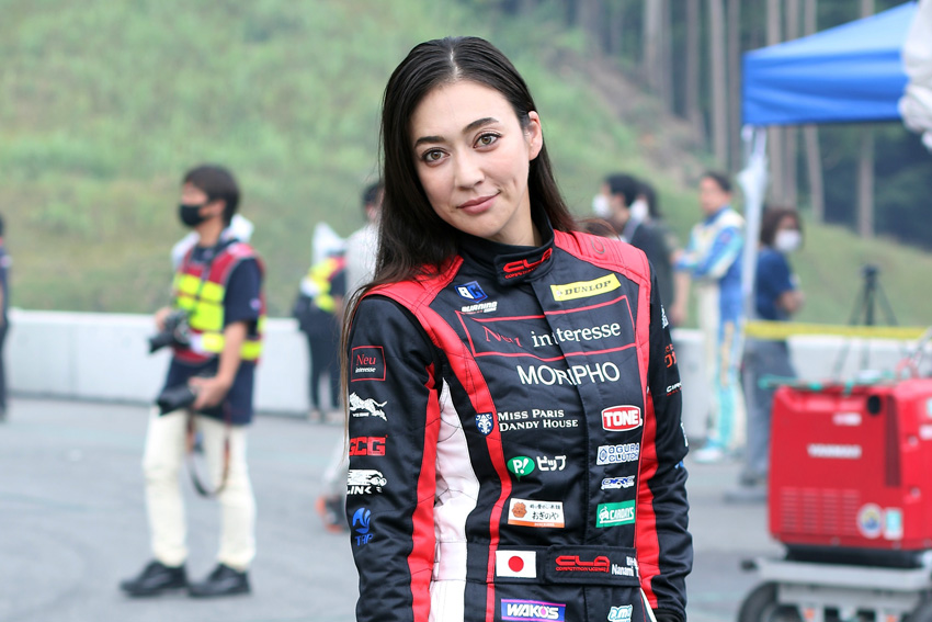 美人すぎるレーシングドライバーが ピップ のアンバサダーに Auto Prove 自動車情報サイト 新車 中古車 Carview