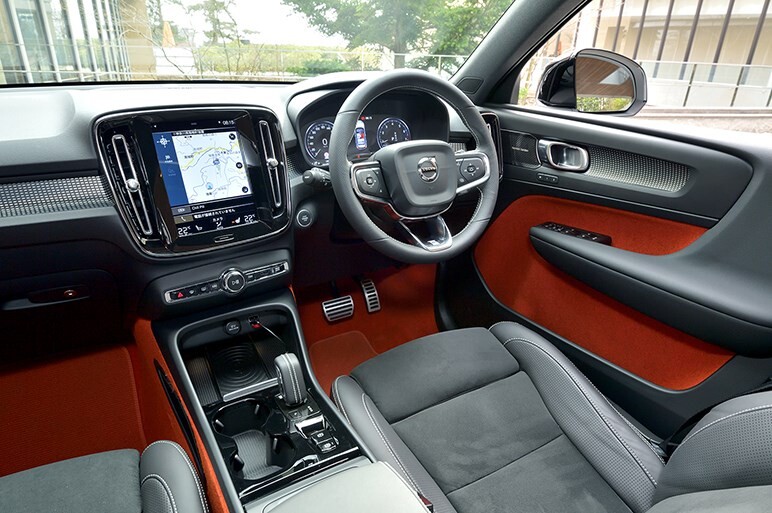 ボルボXC40はカジュアルな秀作SUV。タイヤサイズが悩みどころ