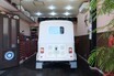 トゥクトゥク？ オートリキシャ？ “サイドカー”扱いの三輪車「フリーダム250」は乗りモノ好きが辿り着く、人生の相棒にピッタリだ【試乗レビュー】
