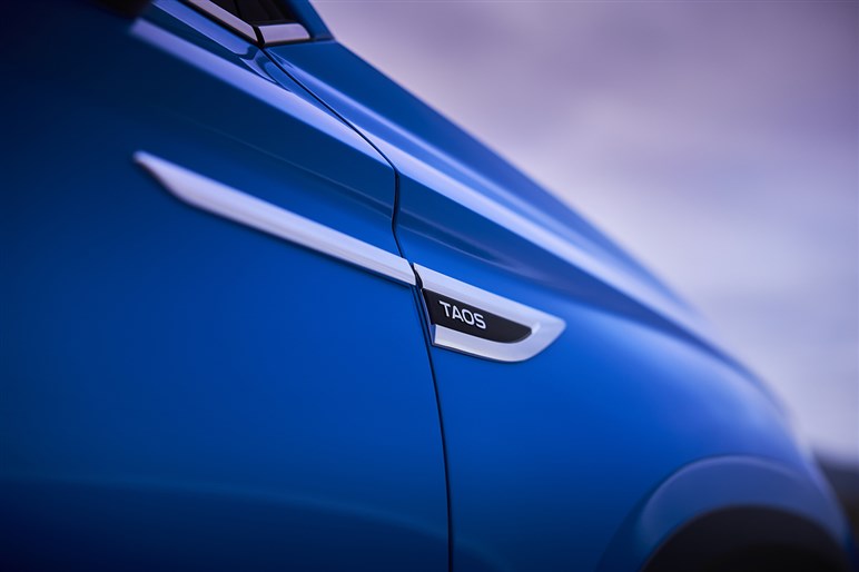 【日本でも売れそう】フォルクスワーゲンの中型SUV「タオス」がイケてる｜写真でチェック